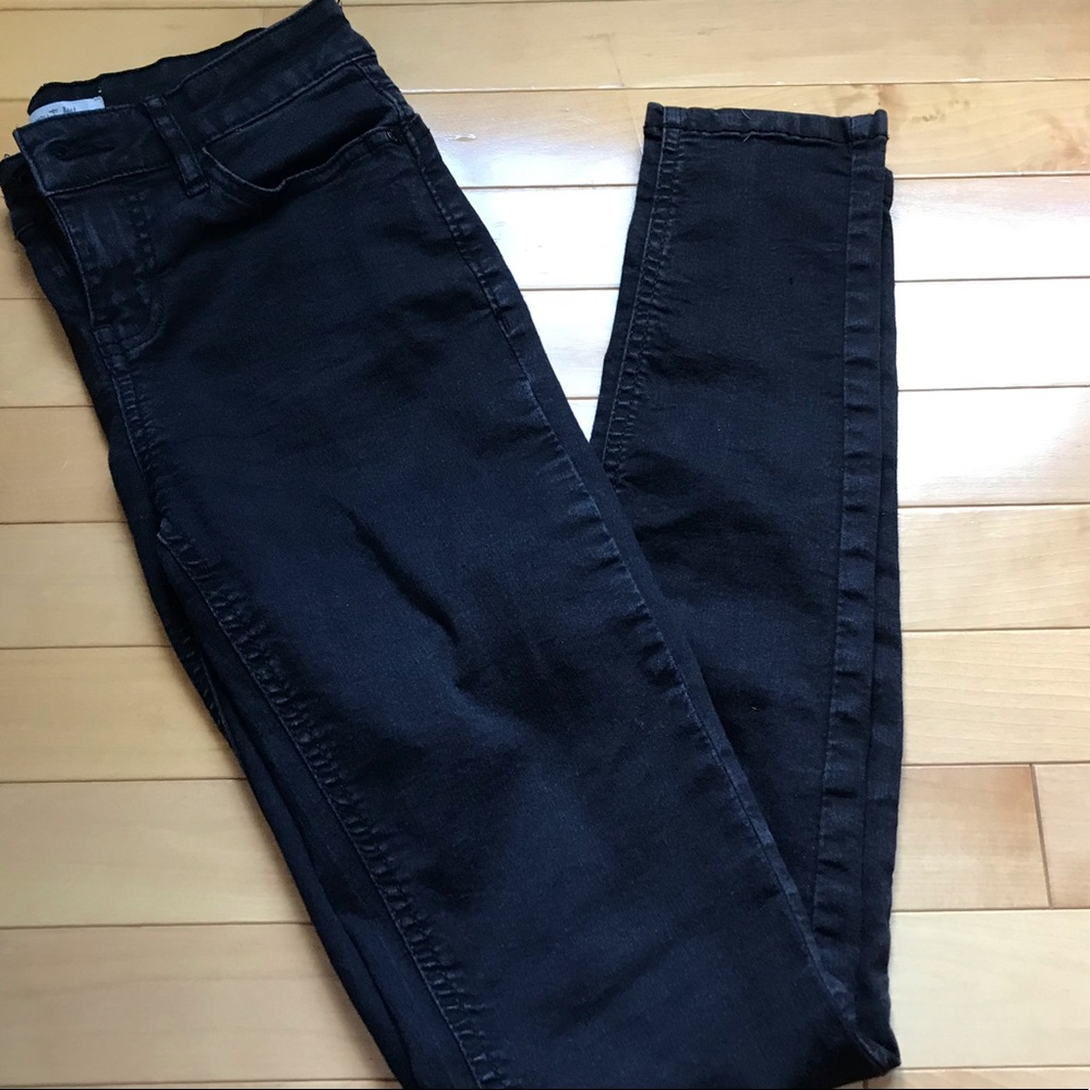black jeggings